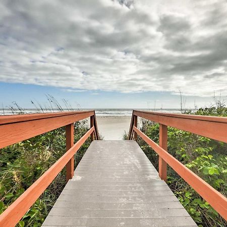 Oceanfront Cocoa Beach Condo With View Walk To Pier Екстер'єр фото