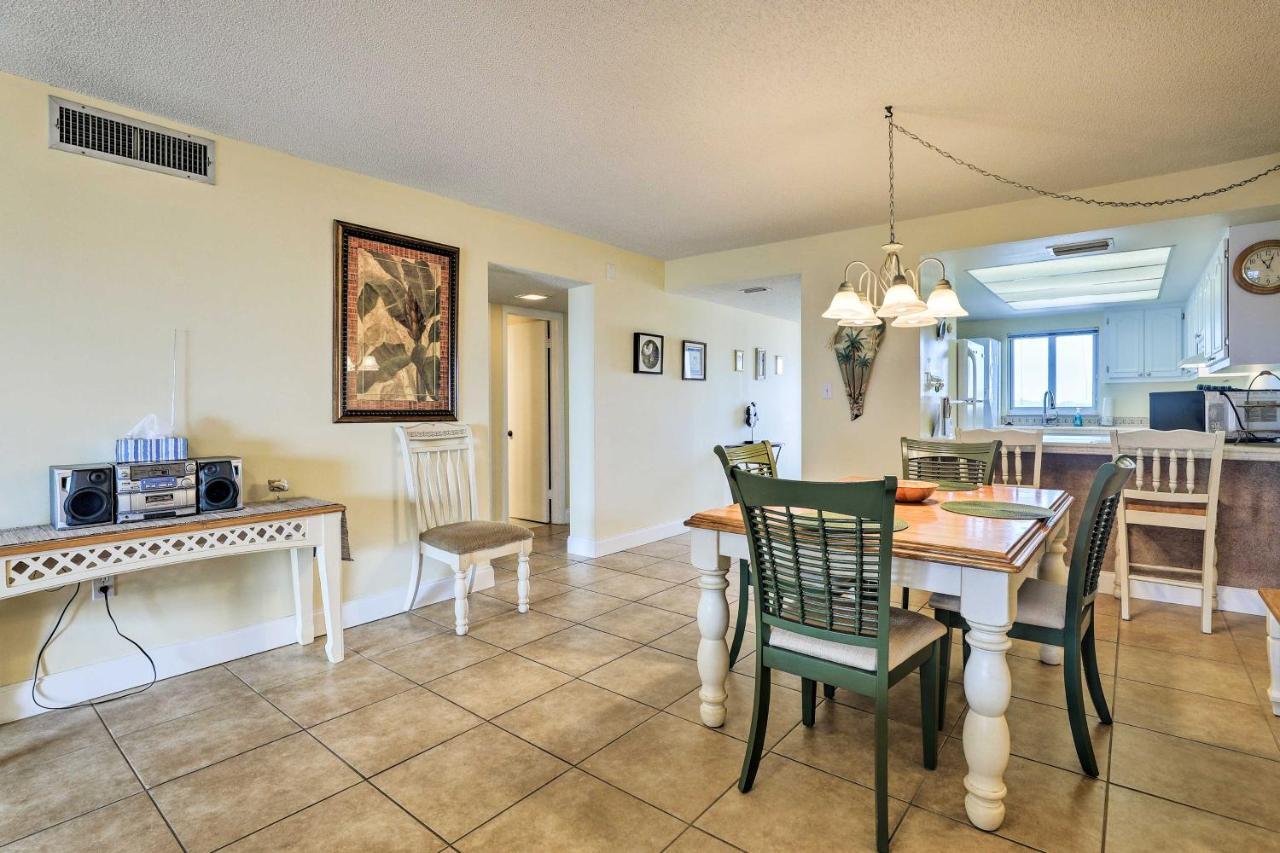 Oceanfront Cocoa Beach Condo With View Walk To Pier Екстер'єр фото