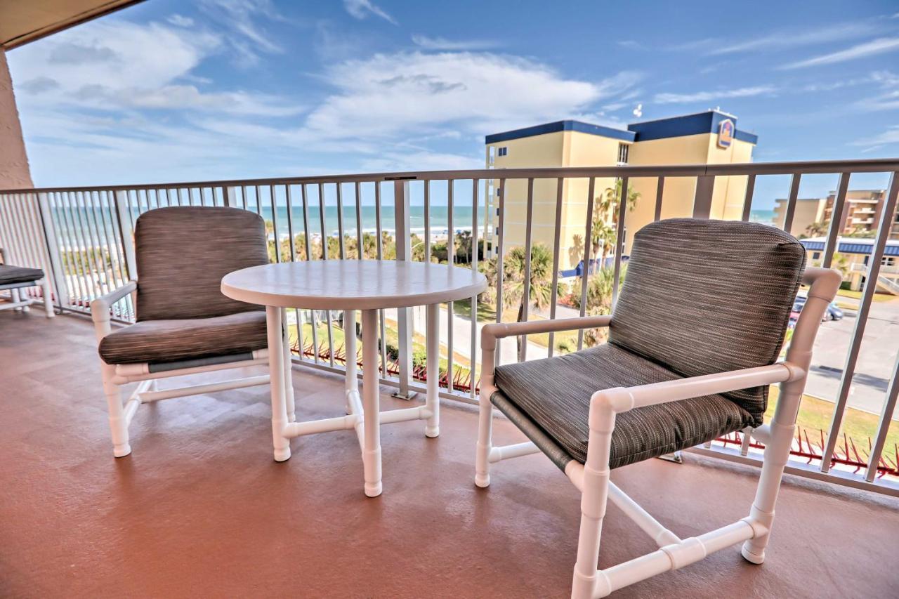 Oceanfront Cocoa Beach Condo With View Walk To Pier Екстер'єр фото
